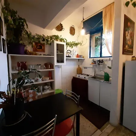 Holiday home Tranquil In Near Isola Bella Sea